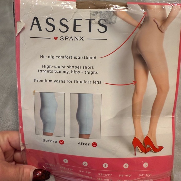 Assets By Spanx High Waist Nude Shaping Sheers Sz 4 New in Open Pkg Compression - Picture 1 of 5